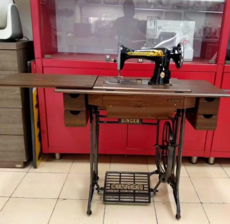 Mesin Jahit Hitam Classic Singer JA2 Fullset Meja Laci Kaki Pancal